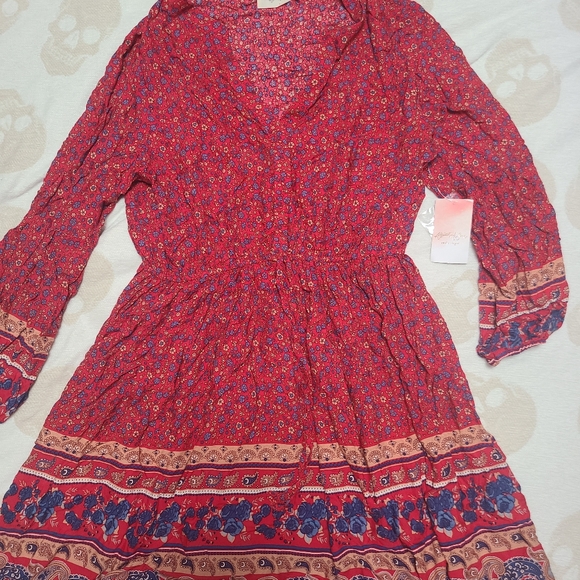 Arula red dress - Picture 1 of 2